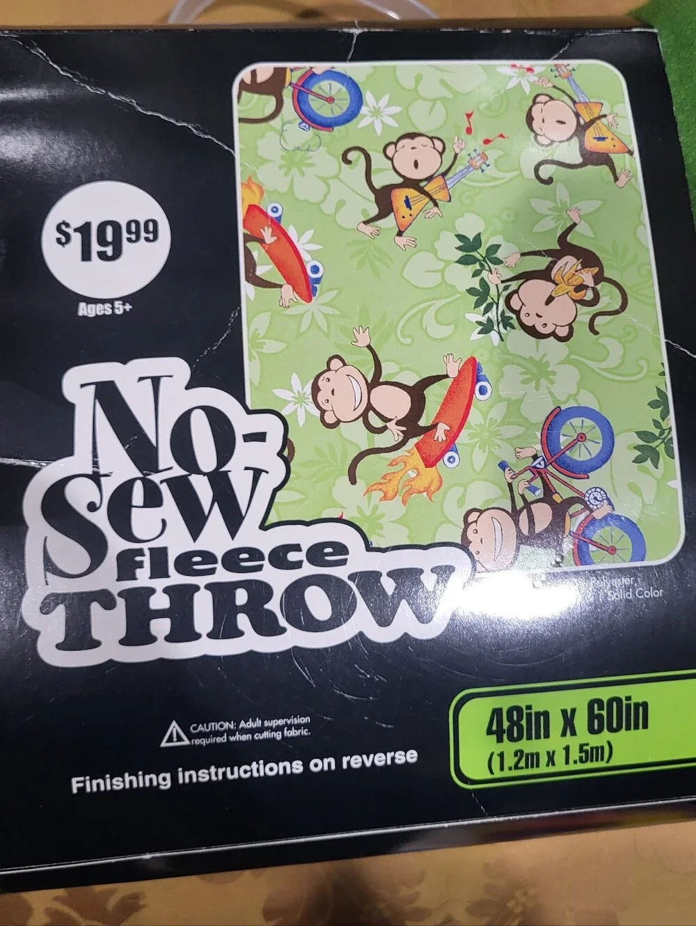 No-Sew Fleece Throw - Green Monkey Print
